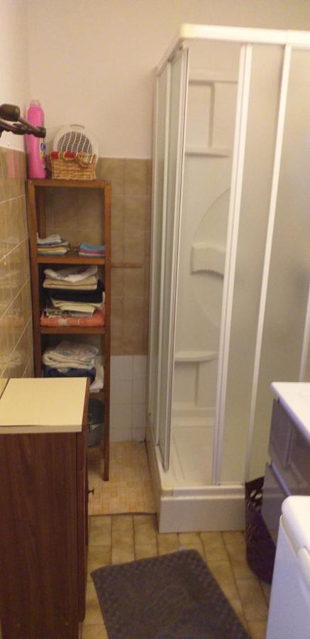 Maison Pour Nombreuses Personnes Pousseaux ภายนอก รูปภาพ
